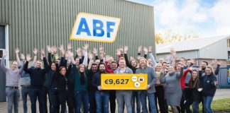 ABF жертвует 9 627 евро WWF и War Child