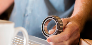 Помогите высокообразованным инженерам преуспеть в роли инженеров по продажам